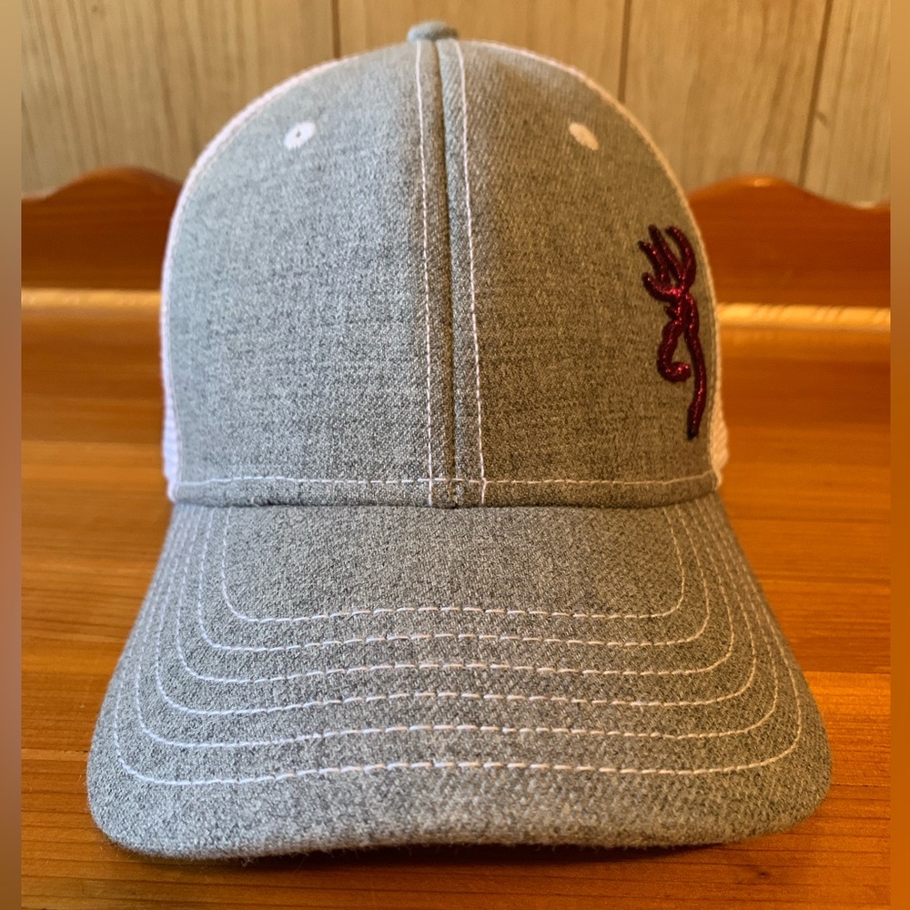 Browning baseball/ Trucker embroidered logo hat NWOT